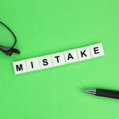 Blog about 5 Common Mistakes that Businesses Make with their Websites. North Wales Website Design Cymru.